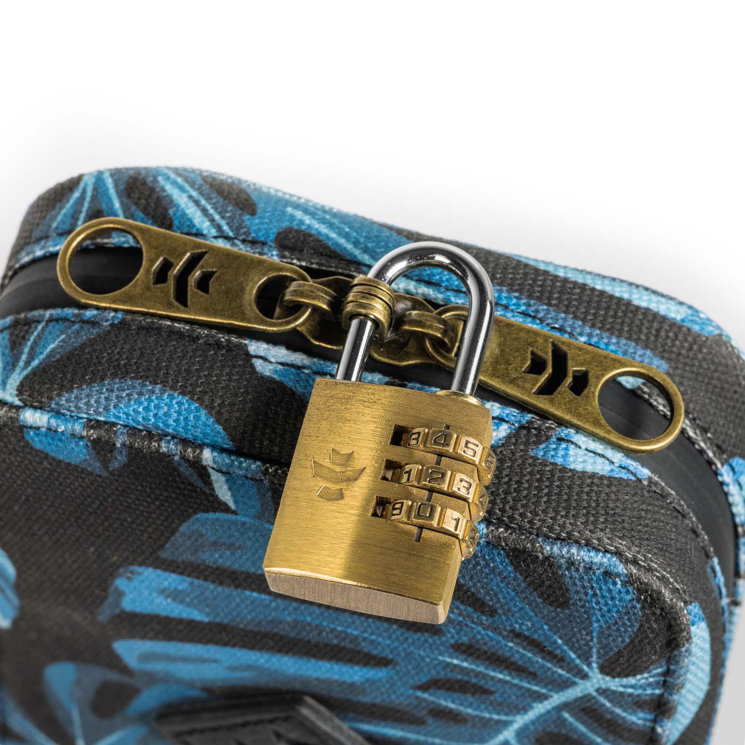 The Rolling Kit Traveler - Smell Proof Kit 35